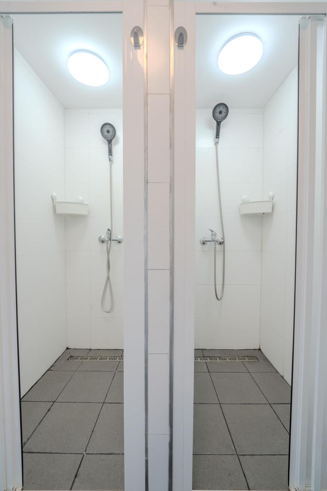 Stunning & Spacious 2bdr Apt In Center Apartmán