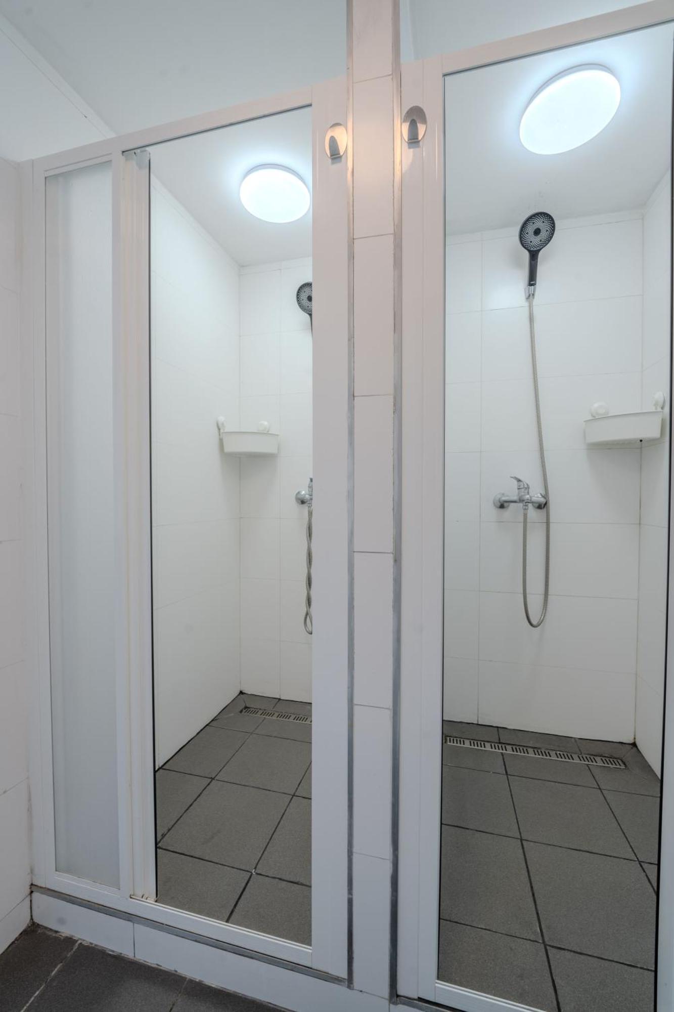 Stunning & Spacious 2bdr Apt In Center Apartment *